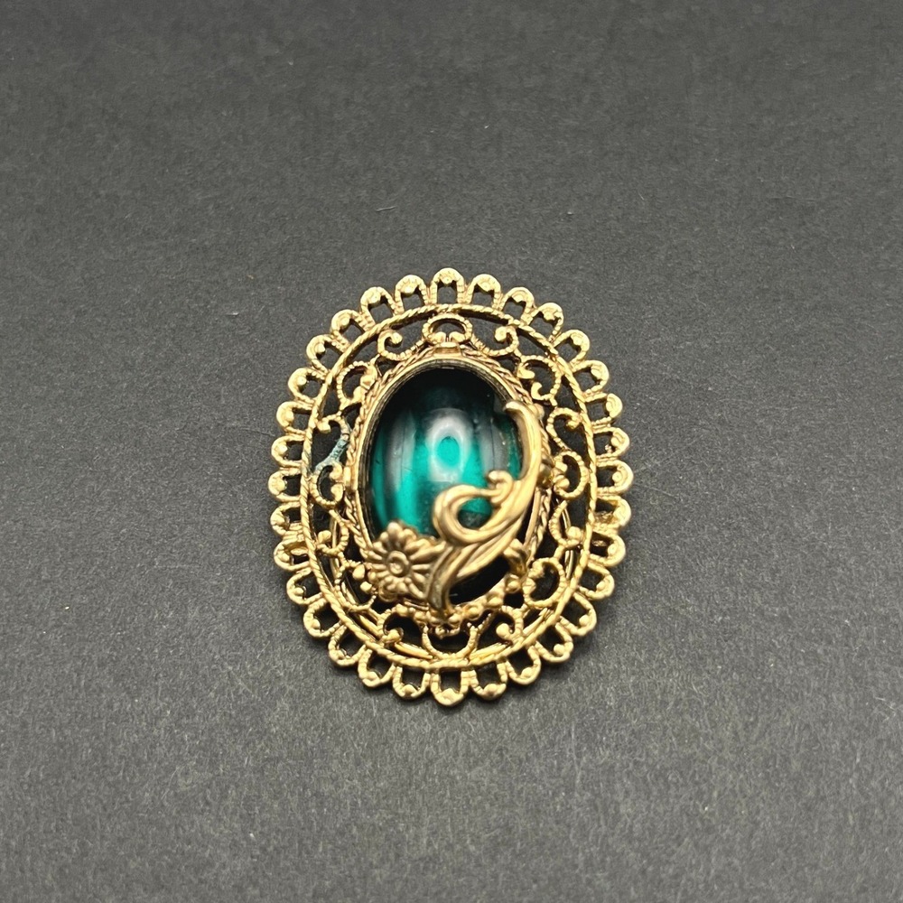 VTG Floral Filigree Scarf Clip Gold Tone Green Cabochon Oval Victorian Romantic